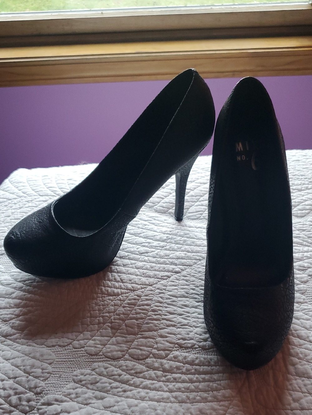 Mix No. 6 Black Textured High Heel Pumps
